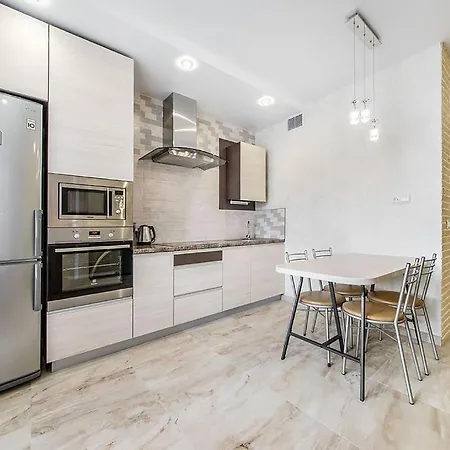 Apartment Near Metro Grushevka - Center - Rs - Gaspadar Apartament Mińsk